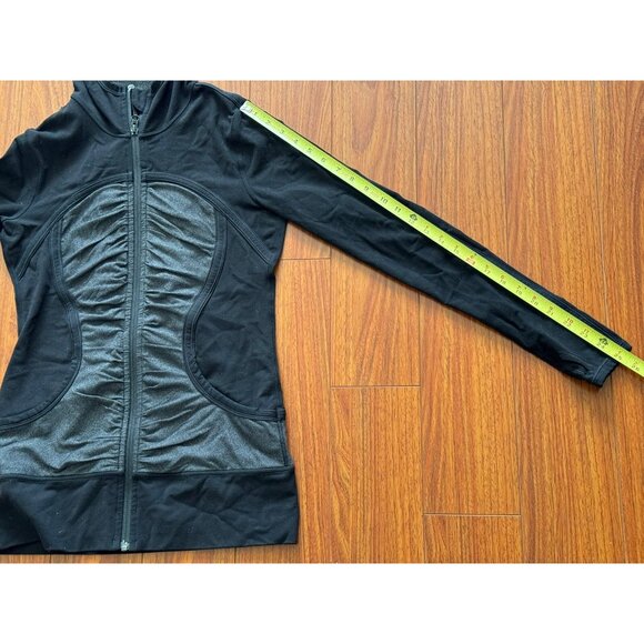 Lululemon Black And Grey Define Zip Up Hoodie Jacket Woman's Sz 6 - Picture 8 of 10